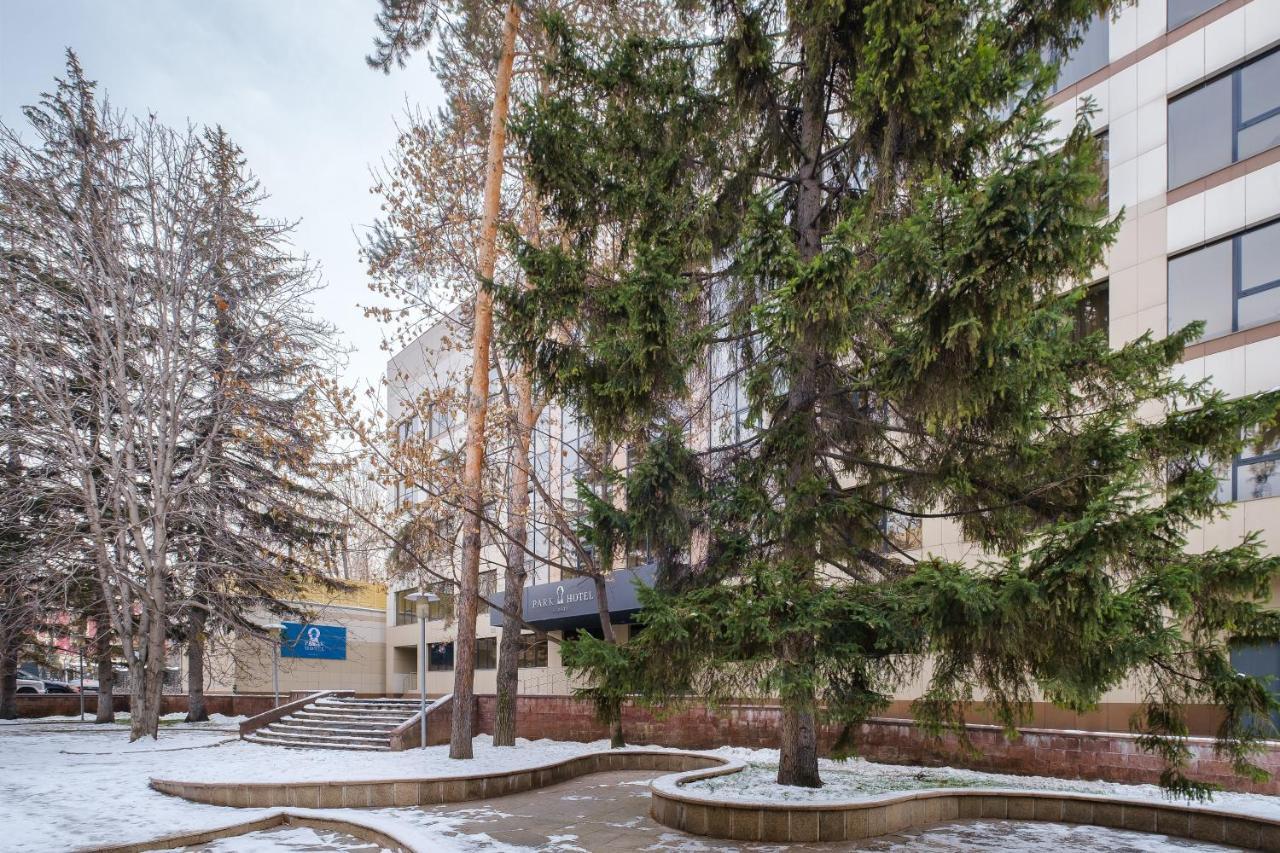 Park Hotel Almaty Exterior foto