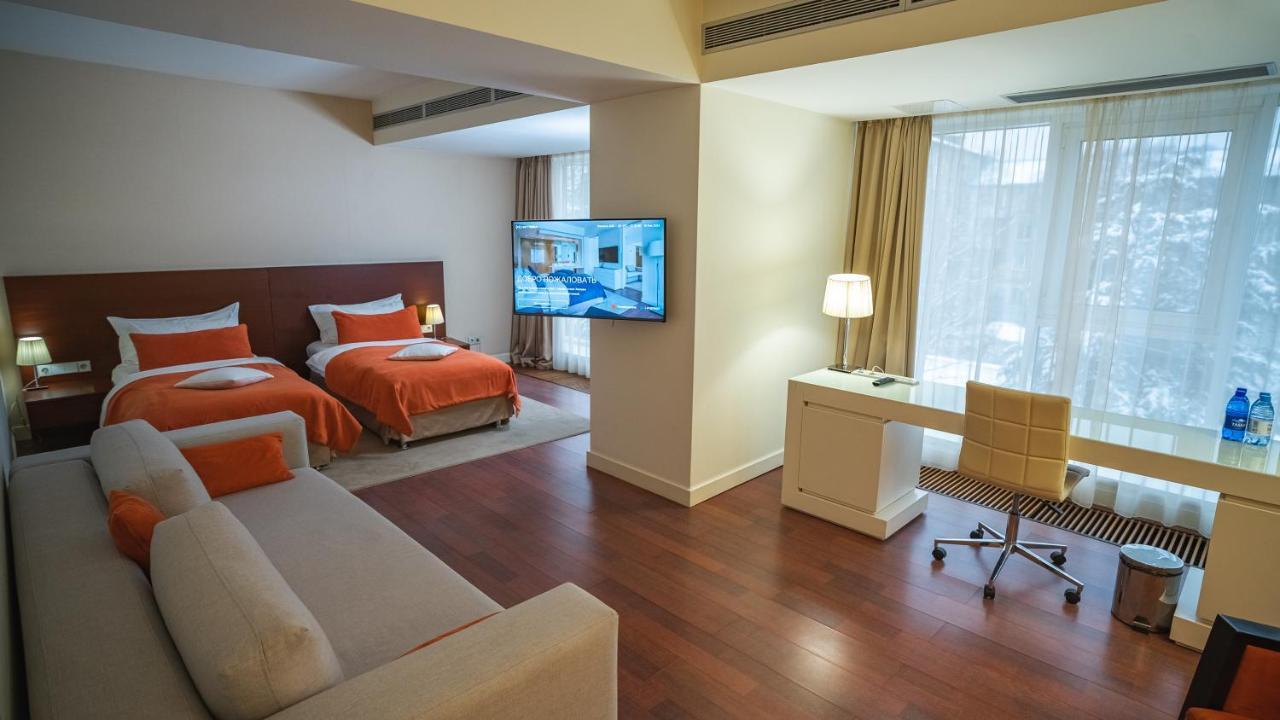 Park Hotel Almaty Exterior foto