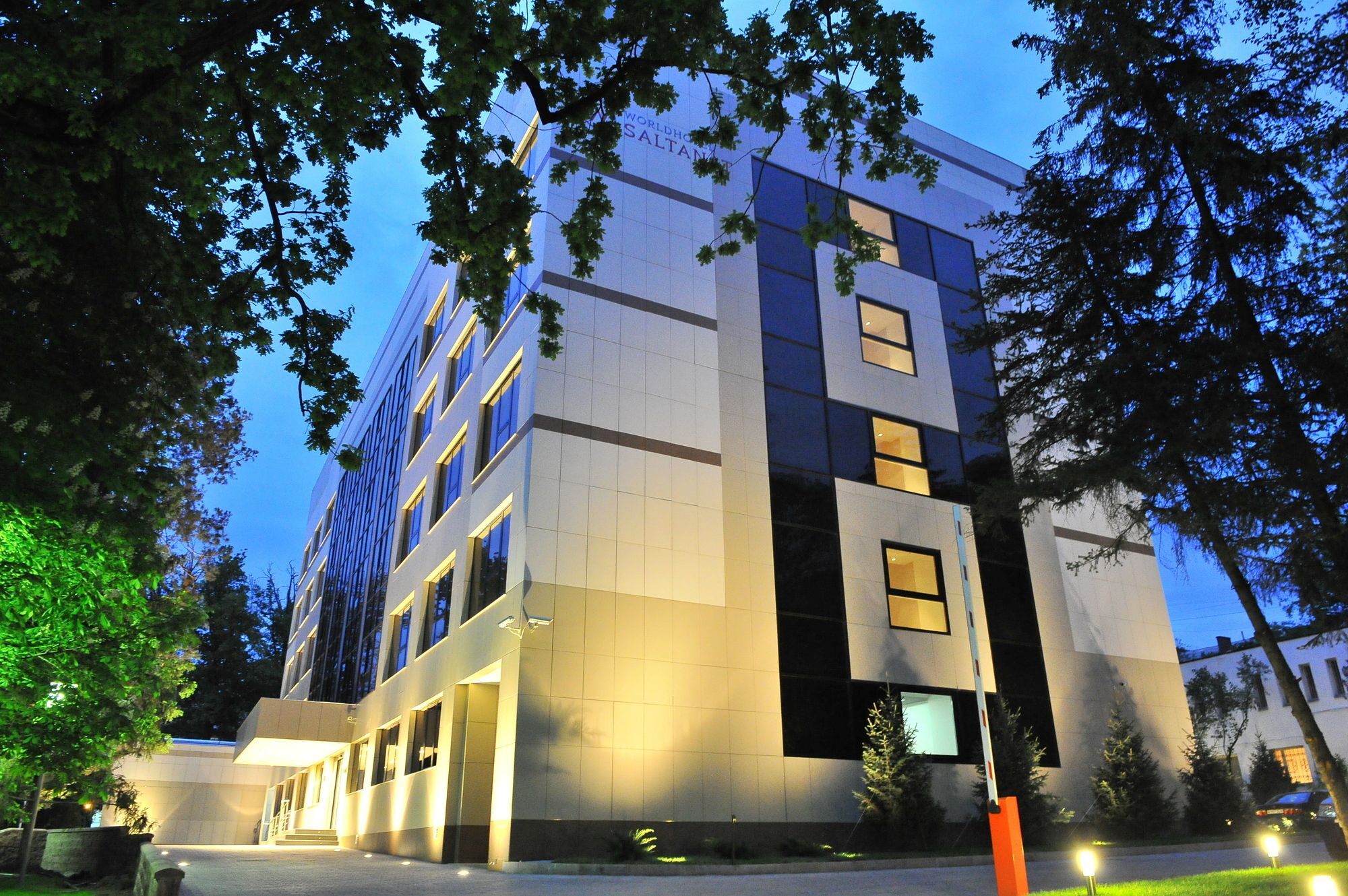 Park Hotel Almaty Exterior foto